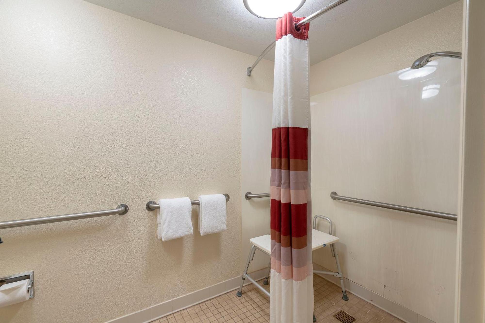 Red Roof Inn Елкгарт Екстер'єр фото