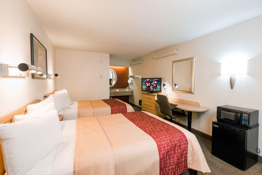 Red Roof Inn Елкгарт Екстер'єр фото