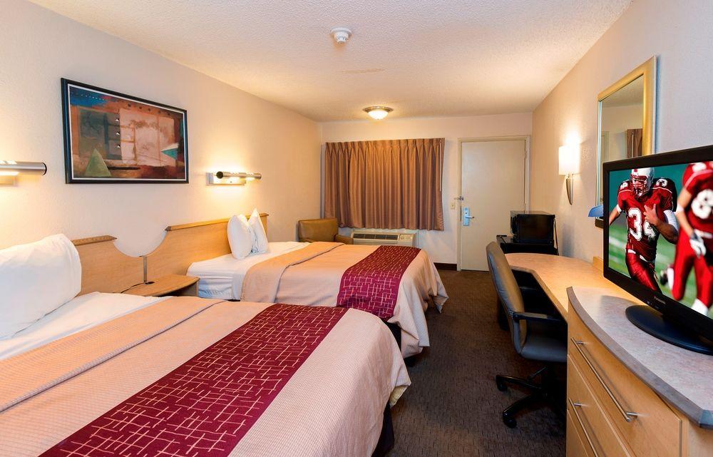 Red Roof Inn Елкгарт Екстер'єр фото