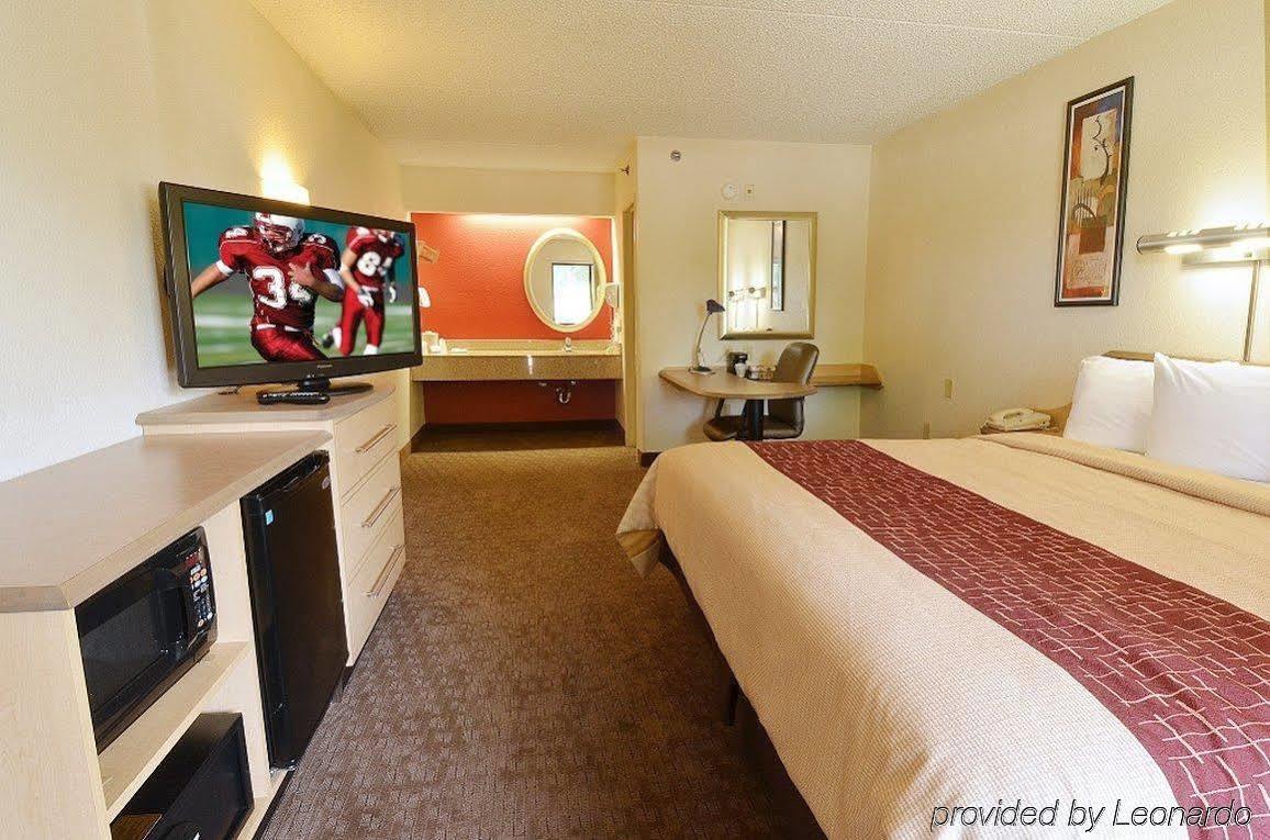 Red Roof Inn Елкгарт Екстер'єр фото